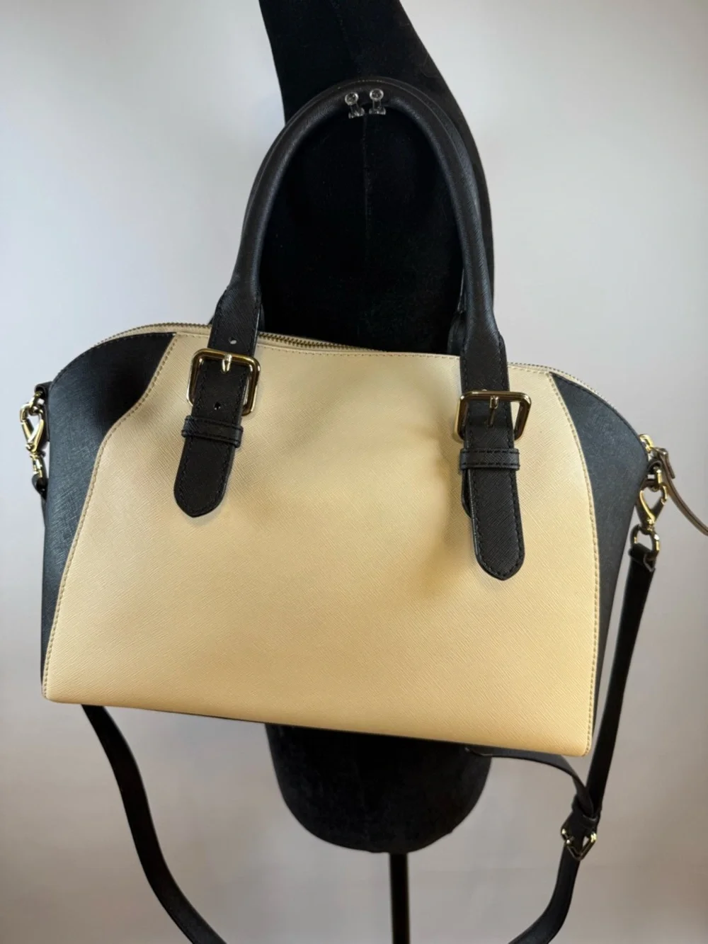 Kate Spade Cream Black Satchel Crossbody Leather Bag Gold Tone Chic Classic